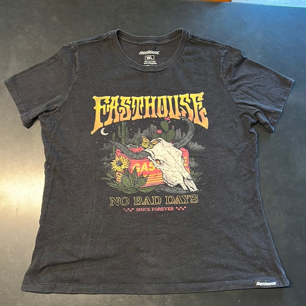 Fast house motorcycle T-shirt. Size L.